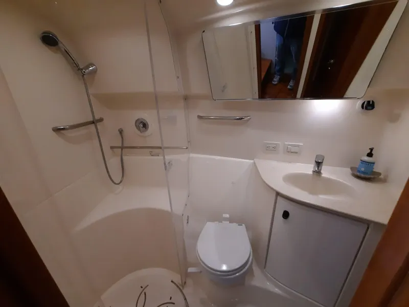 Slide: The Image of Tiara 3900 Convertible 2008 - 53