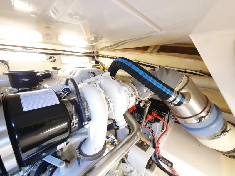 Slide: The Image of Tiara 3900 Convertible 2008 - 58