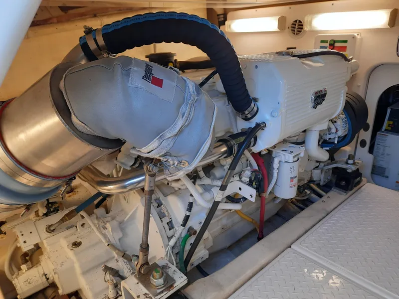 Slide: The Image of Tiara 3900 Convertible 2008 - 59