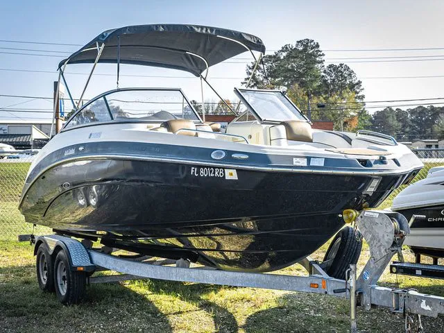 The Image of Yamaha 242 Limited With Galvanized Trailer 2014 - 1