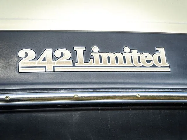 Slide: The Image of Yamaha 242 Limited With Galvanized Trailer 2014 - 18
