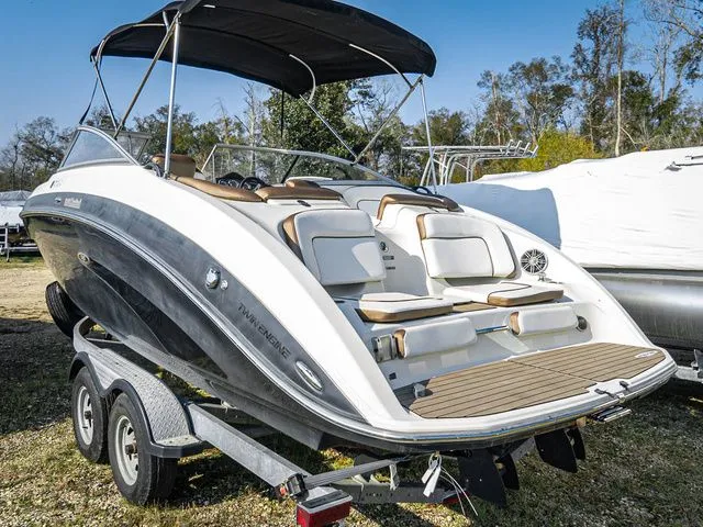 Slide: The Image of Yamaha 242 Limited With Galvanized Trailer 2014 - 4