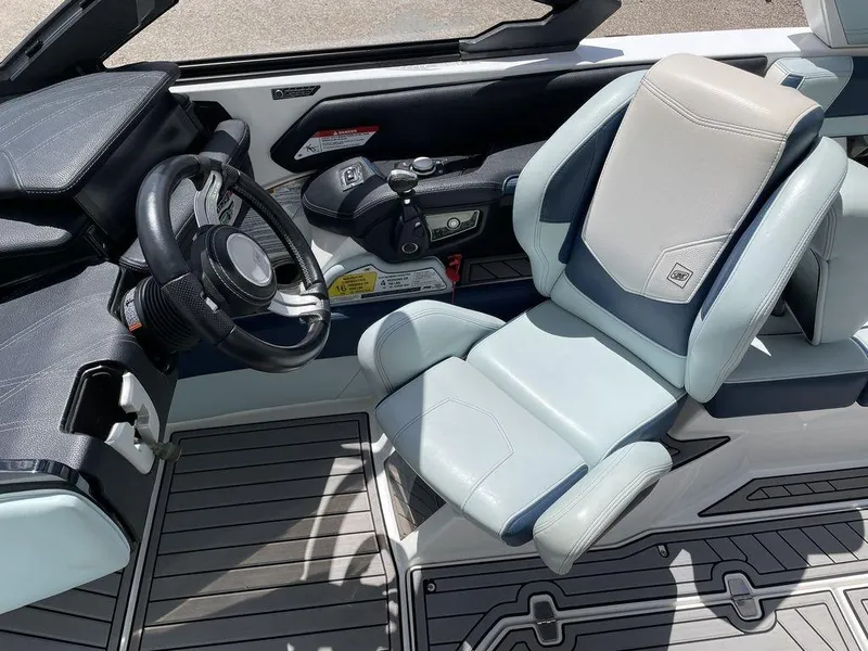 Slide: The Image of Nautique Super Air Nautique G23 2019 - 5