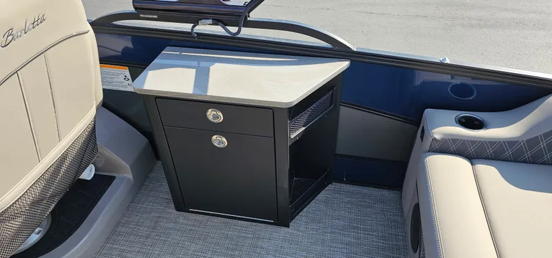 Slide: The Image of Barletta LUSSO 25UETT 2022 - 17