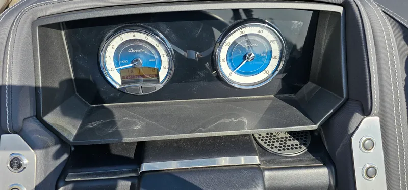 Slide: The Image of Barletta LUSSO 25UETT 2022 - 20