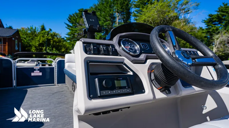 Slide: The Image of Godfrey SW2286C 2023 - 5