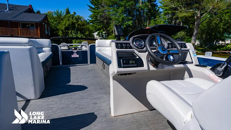 Slide: The Image of Godfrey SW2286C 2023 - 7