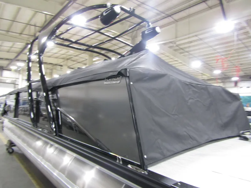 Slide: The Image of Avalon Catalina Quad Lounge Windshield - 25 FT Triple TWIN "Phantom Throttle" 2026 - 18