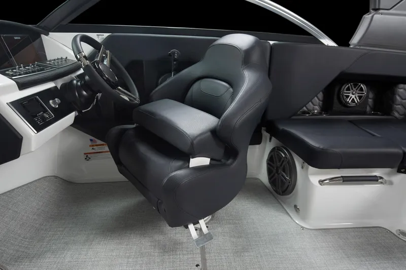 Slide: The Image of Four Winns H2 2023 - 63