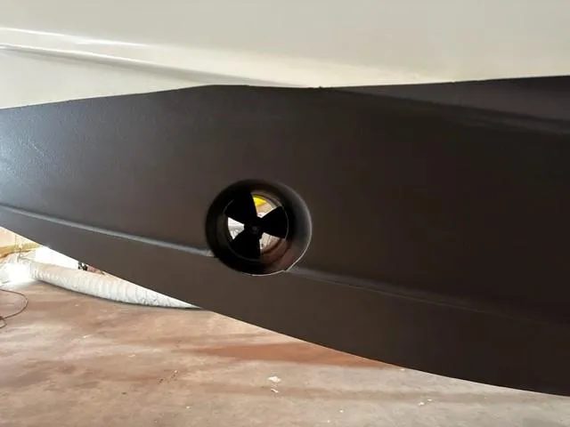 Slide: The Image of Cranchi 37 Smeraldo 2005 - 52