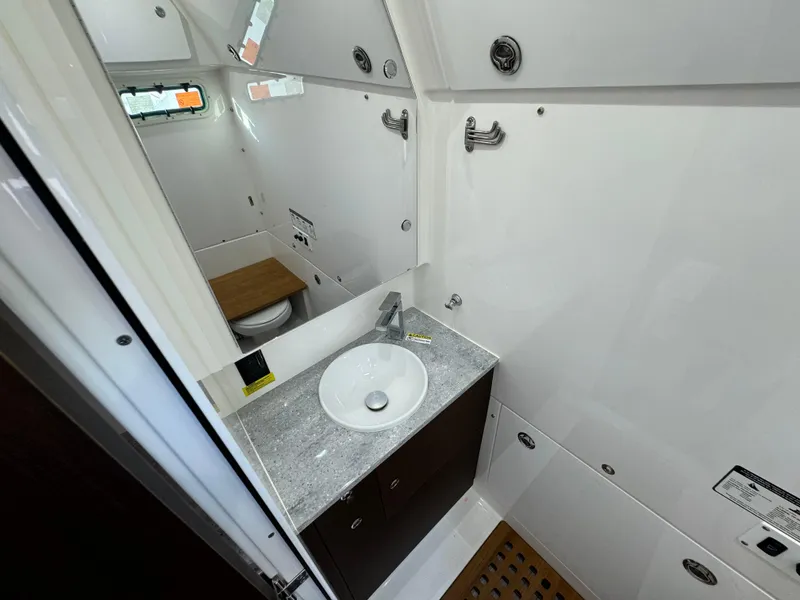 Slide: The Image of Everglades 395 Center Console 2024 - 112