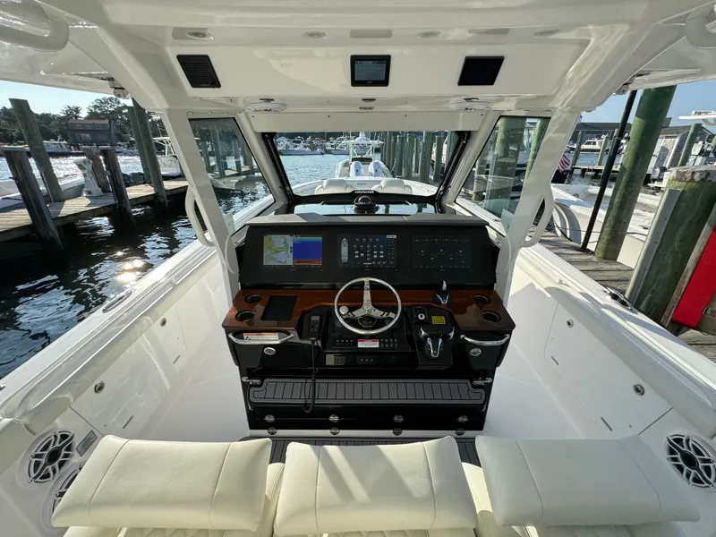 Slide: The Image of Everglades 395 Center Console 2024 - 55