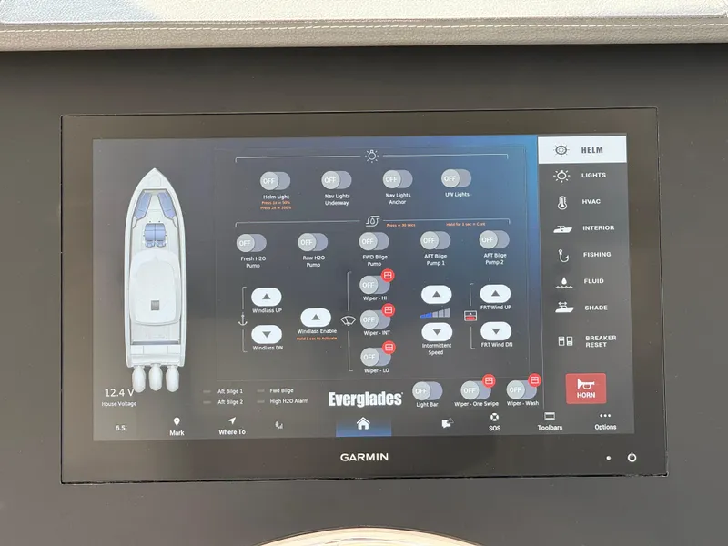 Slide: The Image of Everglades 395 Center Console 2024 - 58