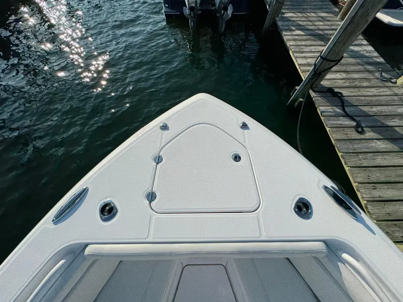 Slide: The Image of Everglades 395 Center Console 2024 - 82