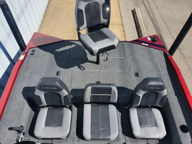 Slide: The Image of Stern casting deck - 8