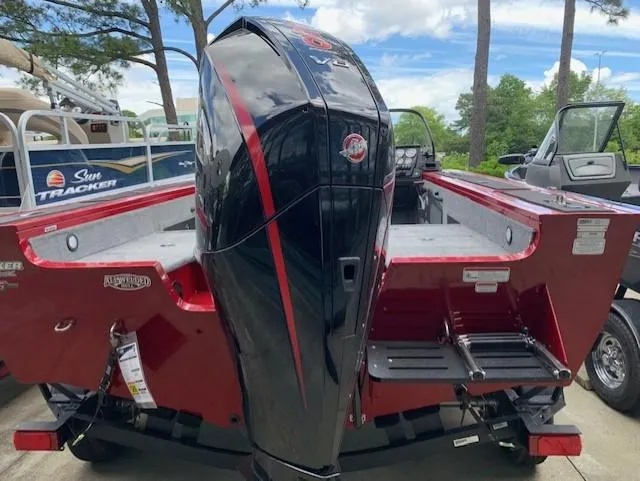 Slide: The Image of 2023 Tracker Targa V-18 WT boat with powerful outboard motor. - 3