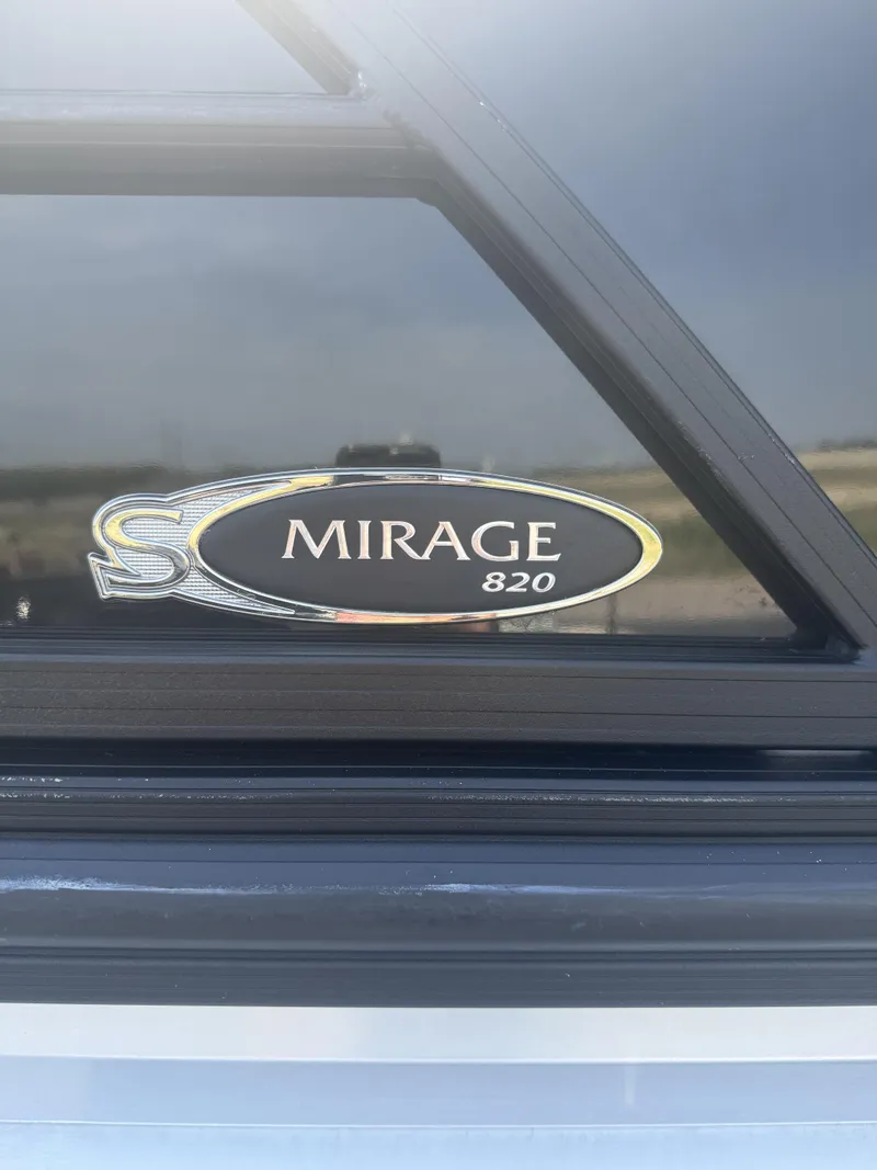 Slide: The Image of Sylvan Mirage Cruise 820 LZ 2023 - 5