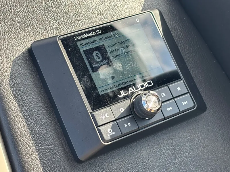 Slide: The Image of Premier 250 Solaris RL 2023 - 202