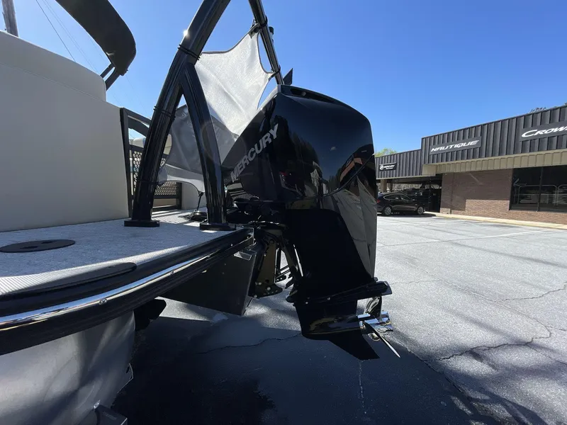 Slide: The Image of South Bay 525 RS 2023 - 16