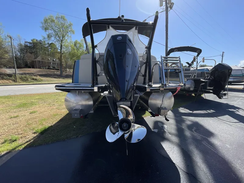 Slide: The Image of South Bay 525 RS 2023 - 36