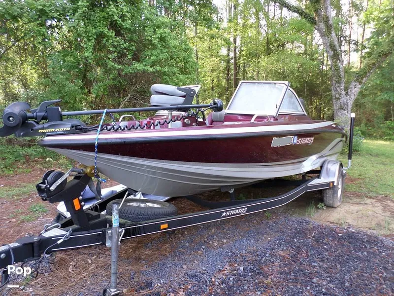 Slide: The Image of 2015 Stratos 486 SF for sale in Braxton, MS - 1