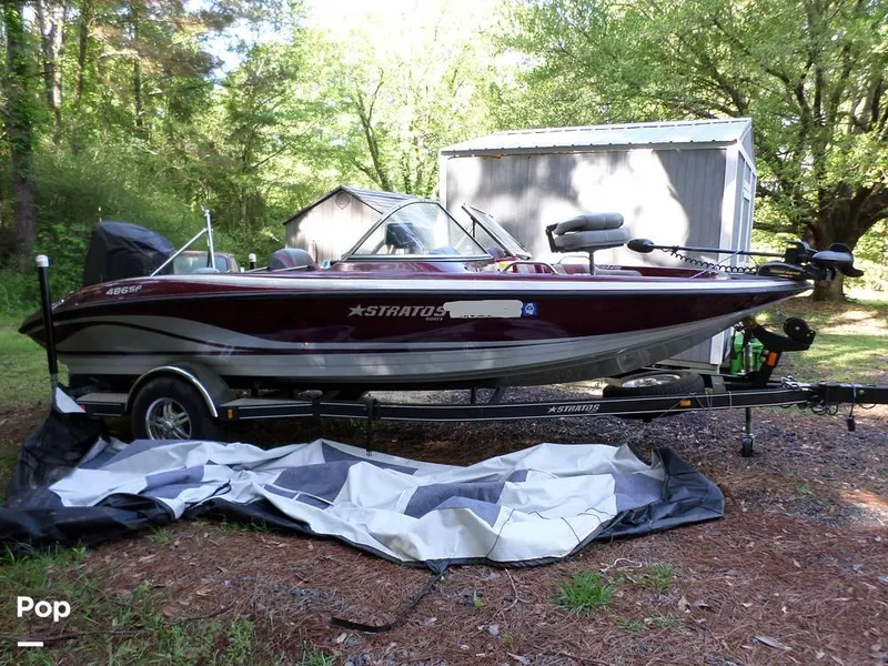 Slide: The Image of 2015 Stratos 486 SF for sale in Braxton, MS - 13