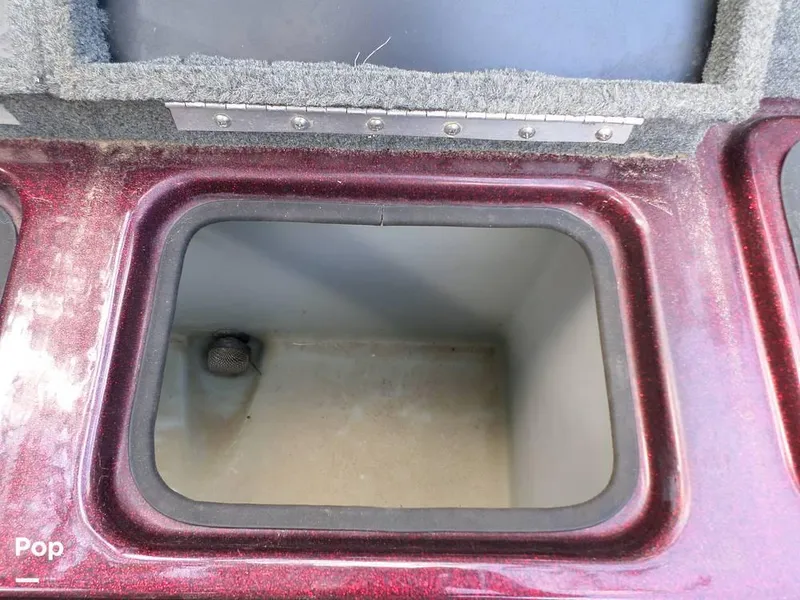 Slide: The Image of 2015 Stratos 486 SF for sale in Braxton, MS - 27