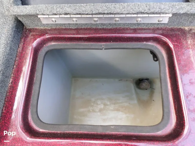 Slide: The Image of 2015 Stratos 486 SF for sale in Braxton, MS - 30