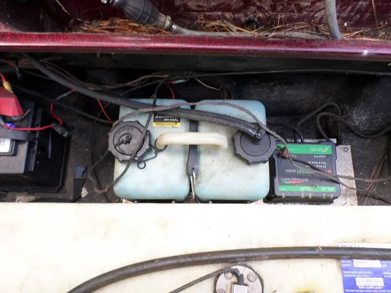 Slide: The Image of 2015 Stratos 486 SF for sale in Braxton, MS - 40