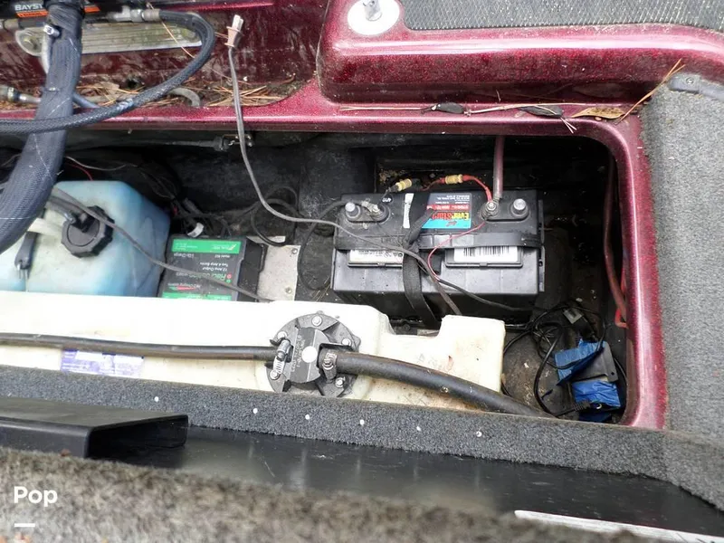 Slide: The Image of 2015 Stratos 486 SF for sale in Braxton, MS - 44