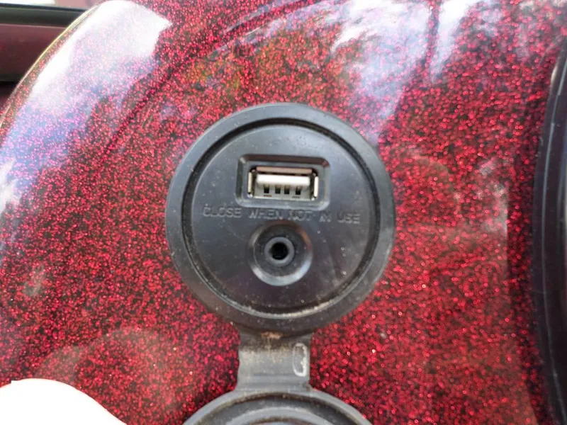 Slide: The Image of 2015 Stratos 486 SF for sale in Braxton, MS - 54