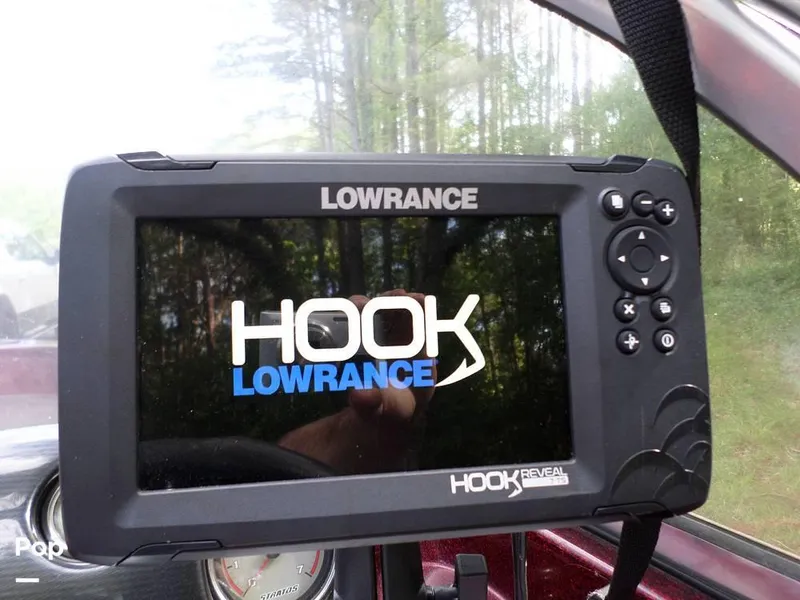 Slide: The Image of 2015 Stratos 486 SF for sale in Braxton, MS - 55