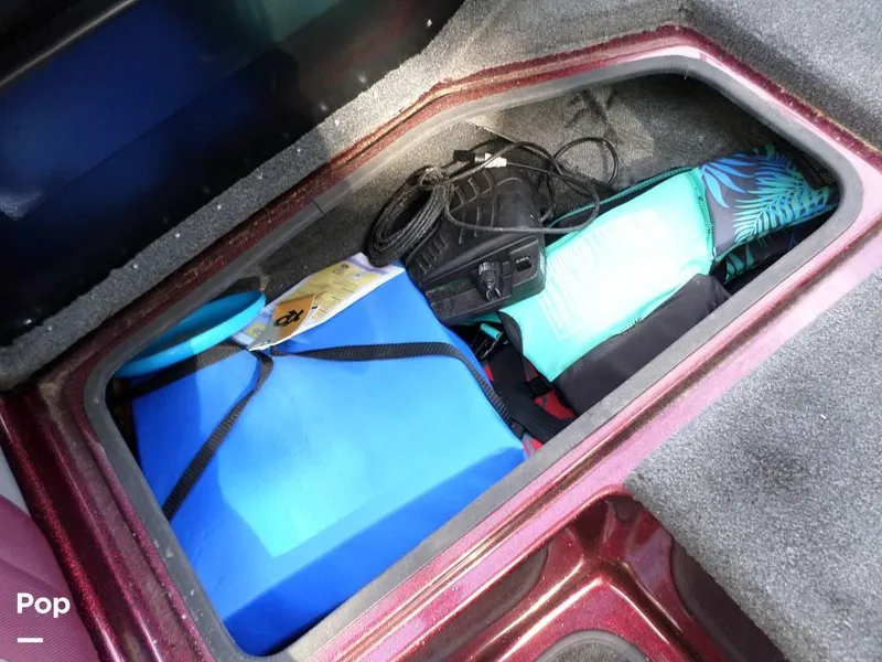 Slide: The Image of 2015 Stratos 486 SF for sale in Braxton, MS - 72