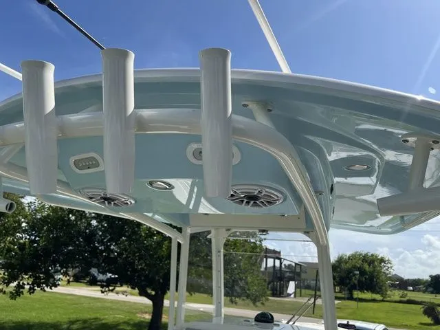 Slide: The Image of Cobia 262 Center Console 2023 - 11