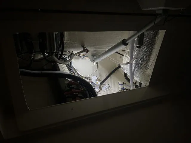 Slide: The Image of Cobia 262 Center Console 2023 - 20