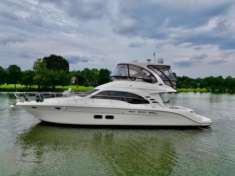 The Image of Sea Ray 500 Sedan Bridge 2005 - 0