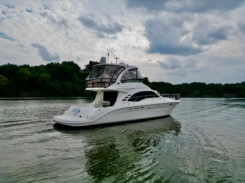 Slide: The Image of Sea Ray 500 Sedan Bridge 2005 - 3