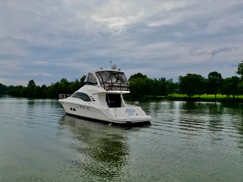 Slide: The Image of Sea Ray 500 Sedan Bridge 2005 - 5