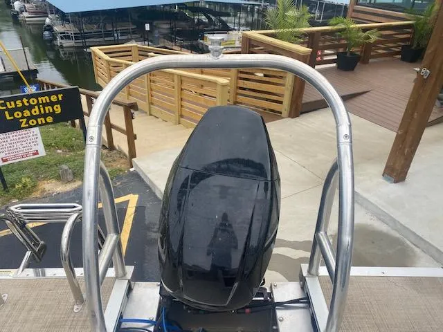 Slide: The Image of 2017 JC 245 TT Spirit boat motor at customer loading zone. - 14