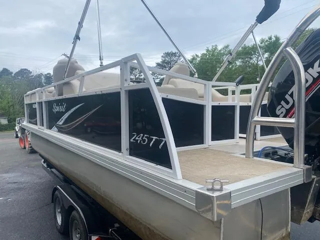 Slide: The Image of 2017 JC 245 TT Spirit pontoon boat on trailer. - 7