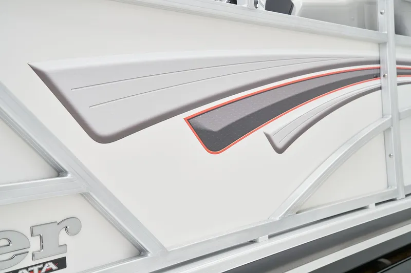 Slide: The Image of Ranger Reata 220C - 31