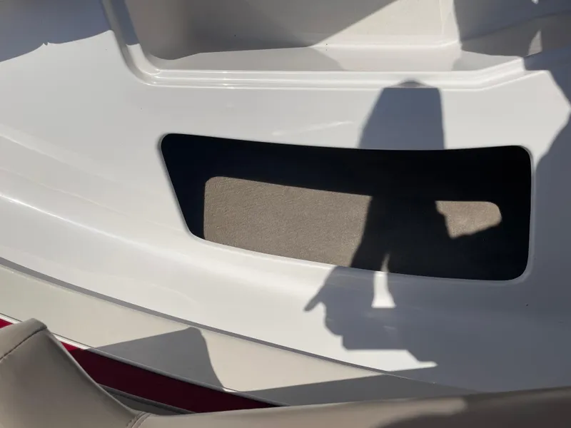 Slide: The Image of Close-up of 1996 Four Winns 190 Horizon DLX boat interior detail. - 30