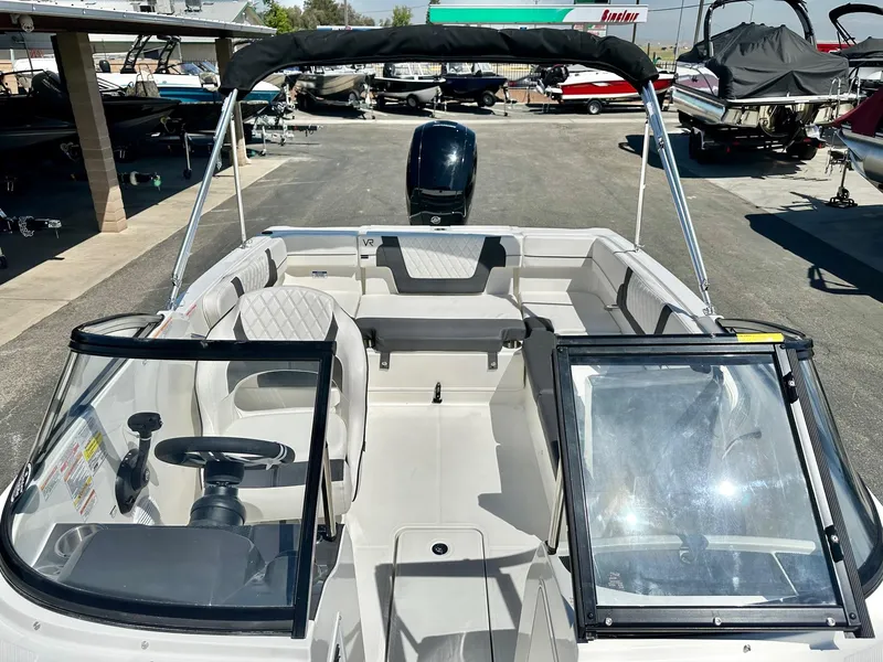 Slide: The Image of Bayliner VR4 Bowrider - Outboard w/ 150HP Mercury! 2023 - 14