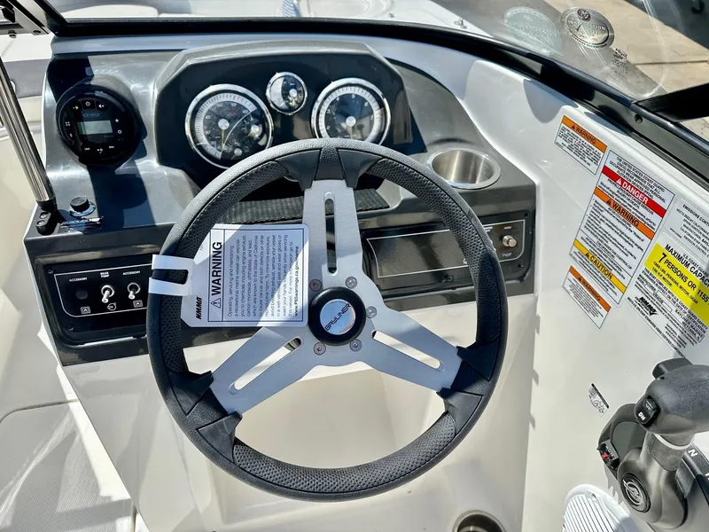 Slide: The Image of Bayliner VR4 Bowrider - Outboard w/ 150HP Mercury! 2023 - 8