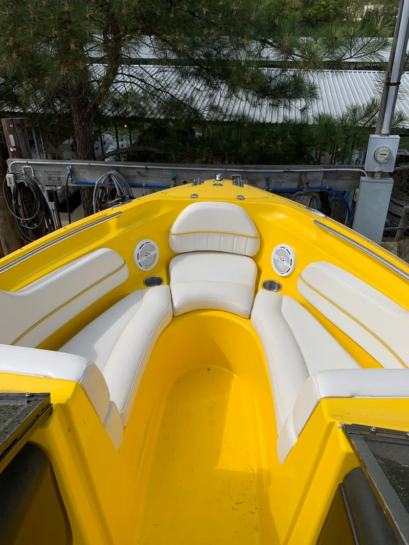 Slide: The Image of Four Winns 210 HORIZON 2006 - 9