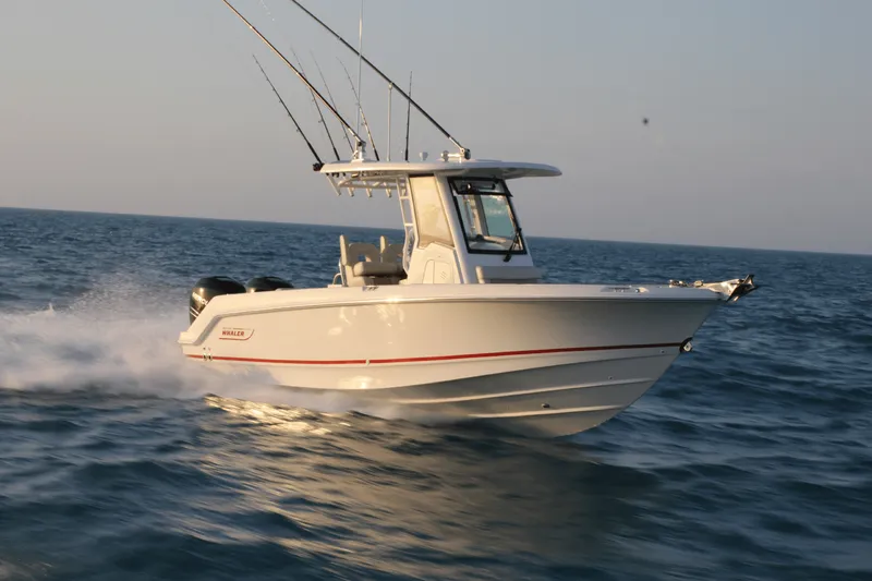 Slide: The Image of Boston Whaler 250 Outrage 2027 - 10