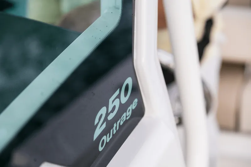 Slide: The Image of Boston Whaler 250 Outrage 2027 - 65