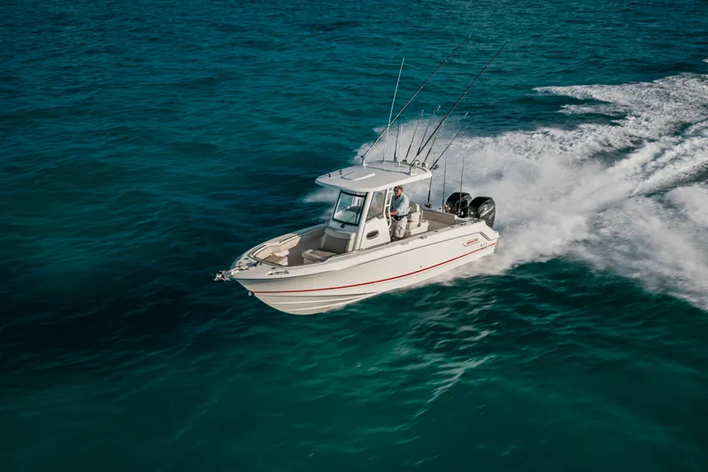 Slide: The Image of Boston Whaler 250 Outrage 2027 - 42