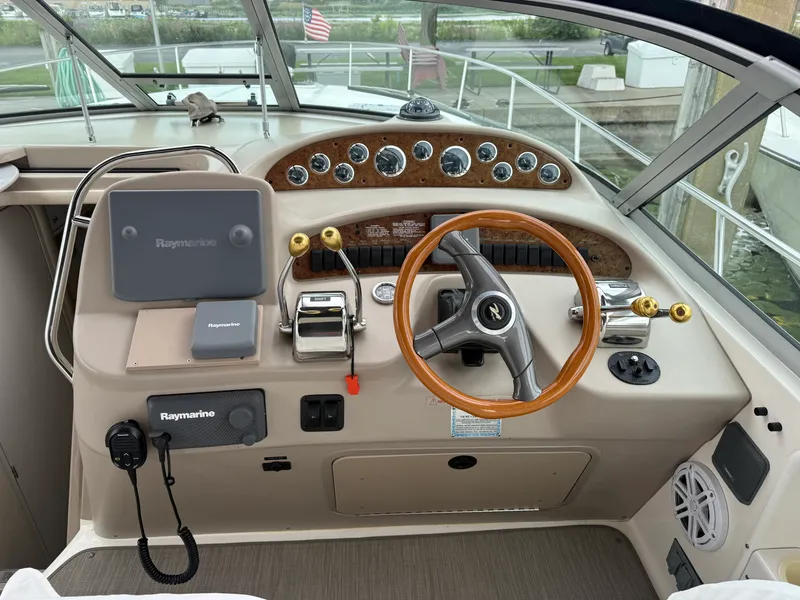 Slide: The Image of Sea Ray 340 SUNDANCER 1999 - 8