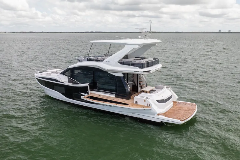 Slide: The Image of Galeon 520FLY 2027 - 56